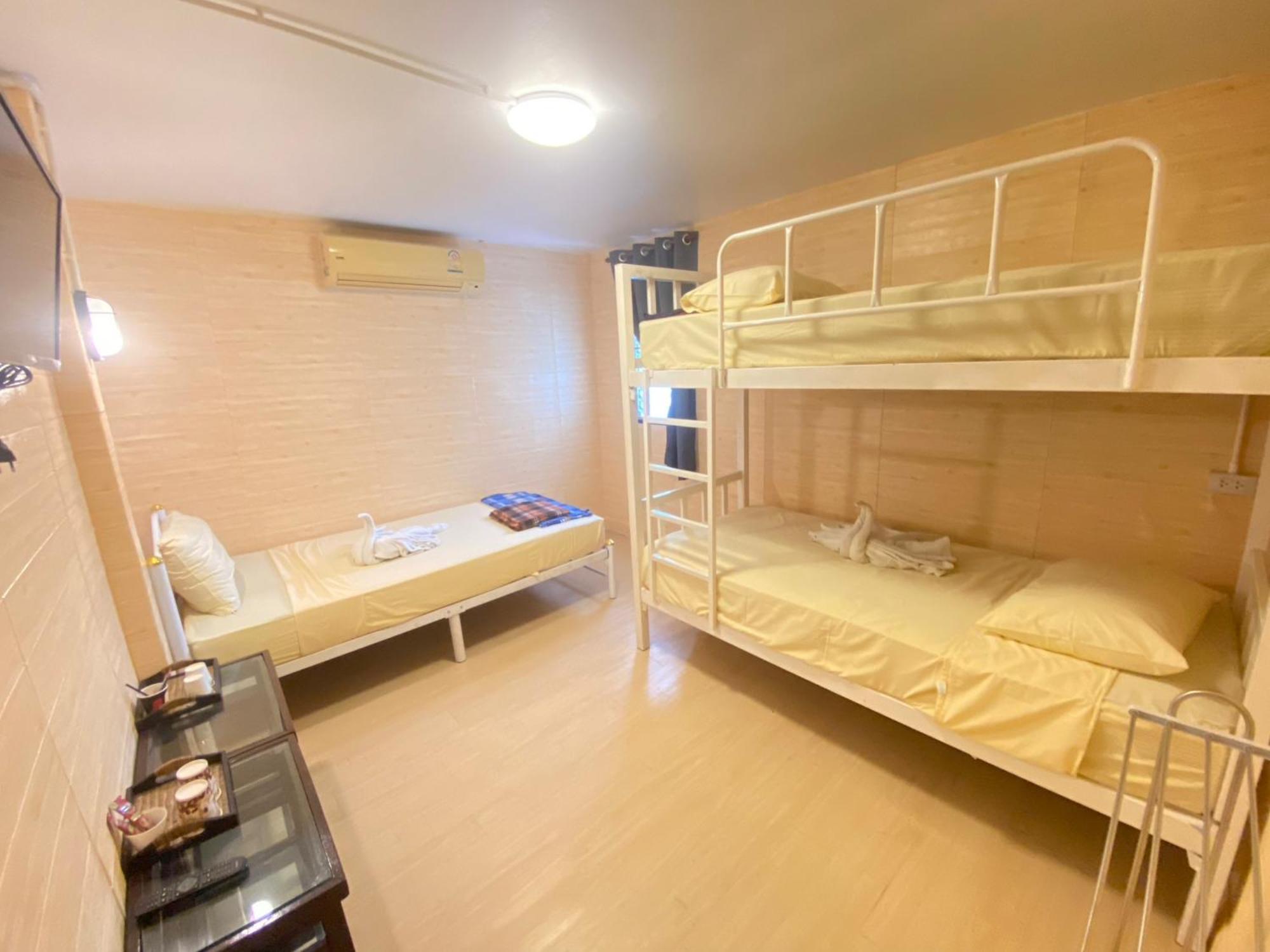 Steve Lady Hostel Bangkok Eksteriør bilde