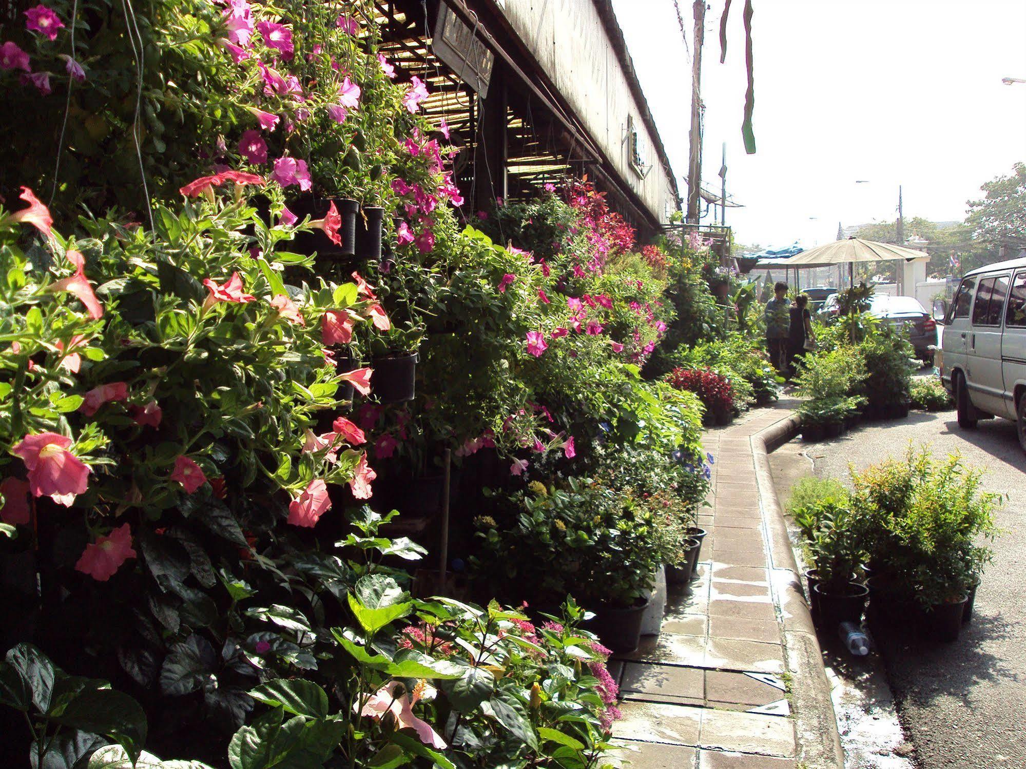 Steve Lady Hostel Bangkok Eksteriør bilde